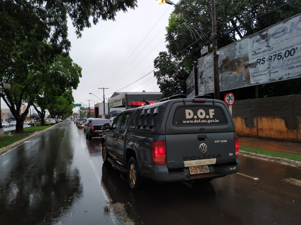 Comboio passou pela avenida principal de Nova Andradina - Foto: Jornal da Nova