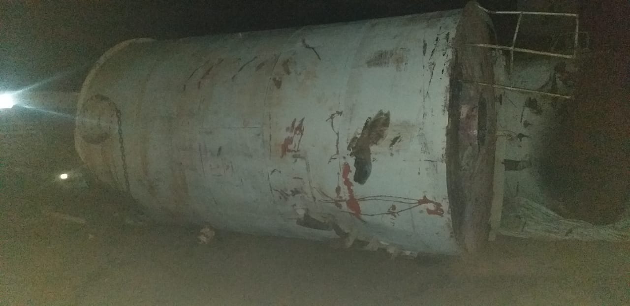 Tanque de onde vazou o material oleoso - Foto: PMA/Divulgação