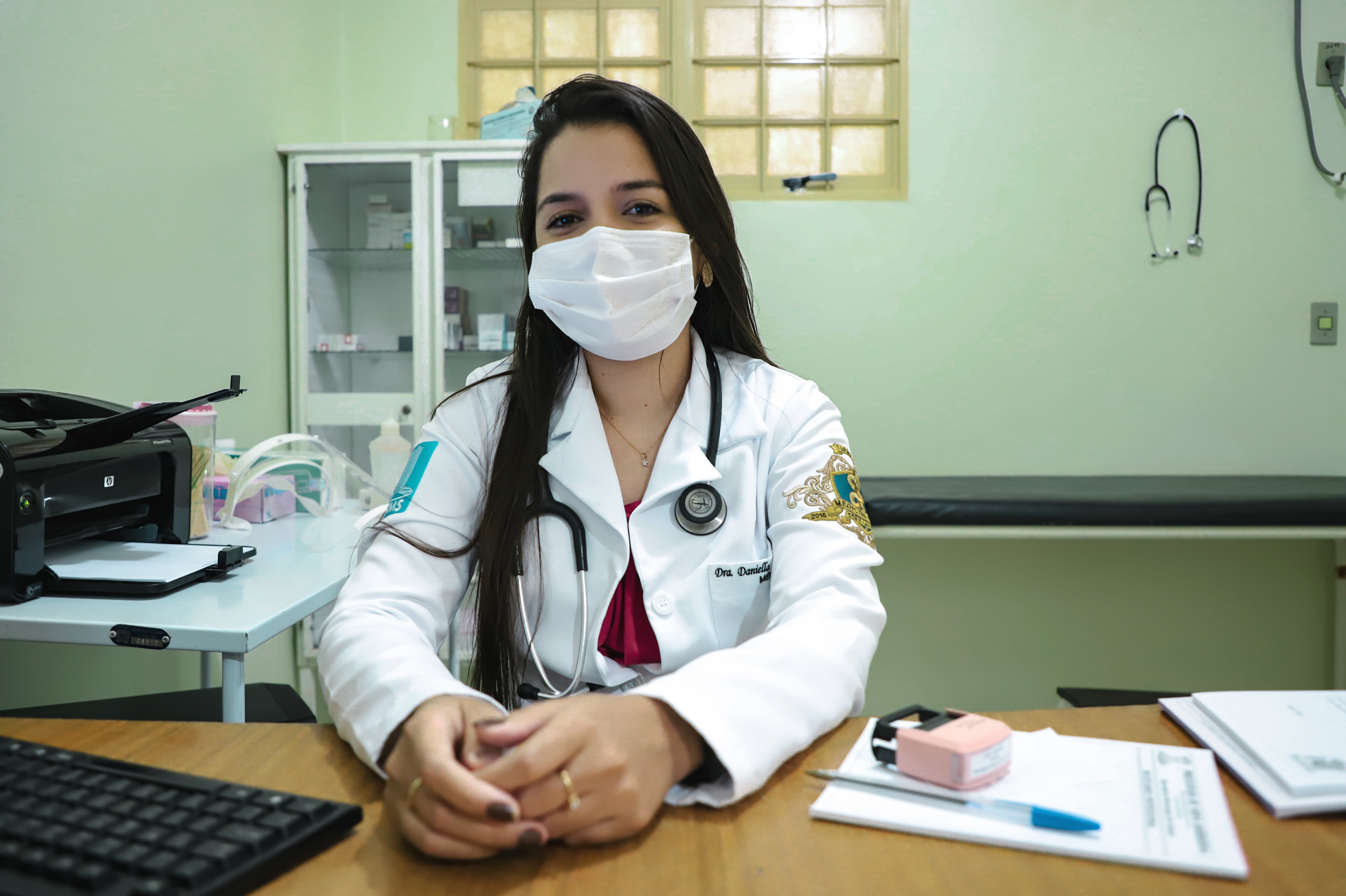 A médica Daniella Muniz - Foto: PMNA/Divulgação