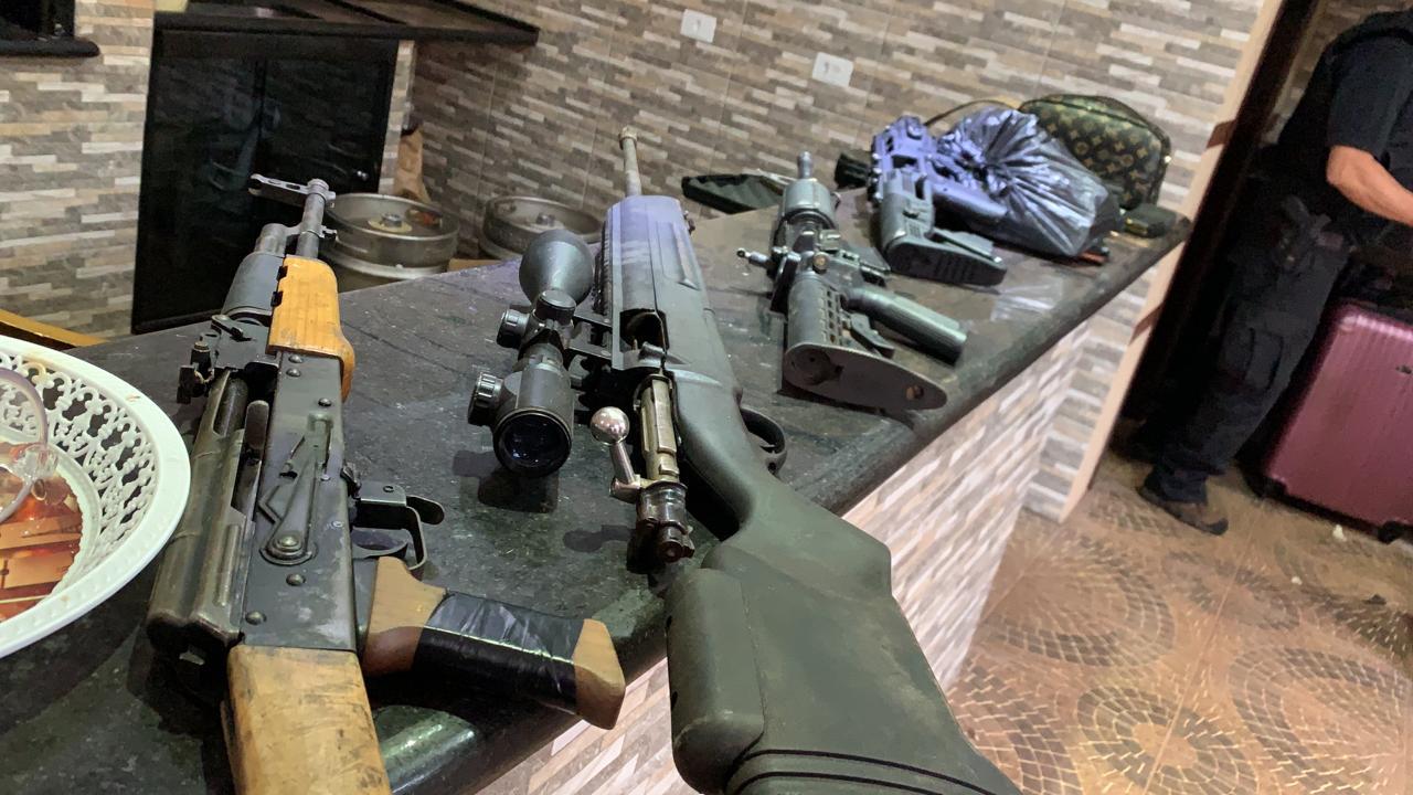 Armas encontradas na residência onde o suspeito foi preso em junho de 2020 em Ponta Porã - Foto: Arquivo/PF/Divulgação 