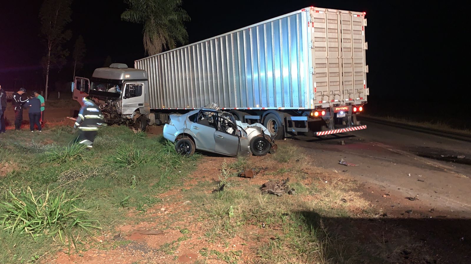 Jovem morreu preso nas ferragens do veículo - Foto: WhatsApp/Jornal da Nova