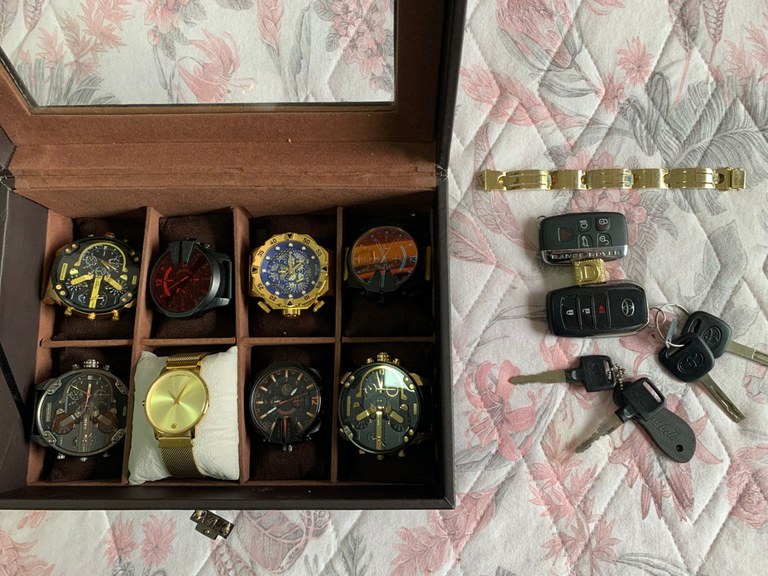 Relógios de luxo e joias apreendidos - Foto: Polícia Federal/Divulgação