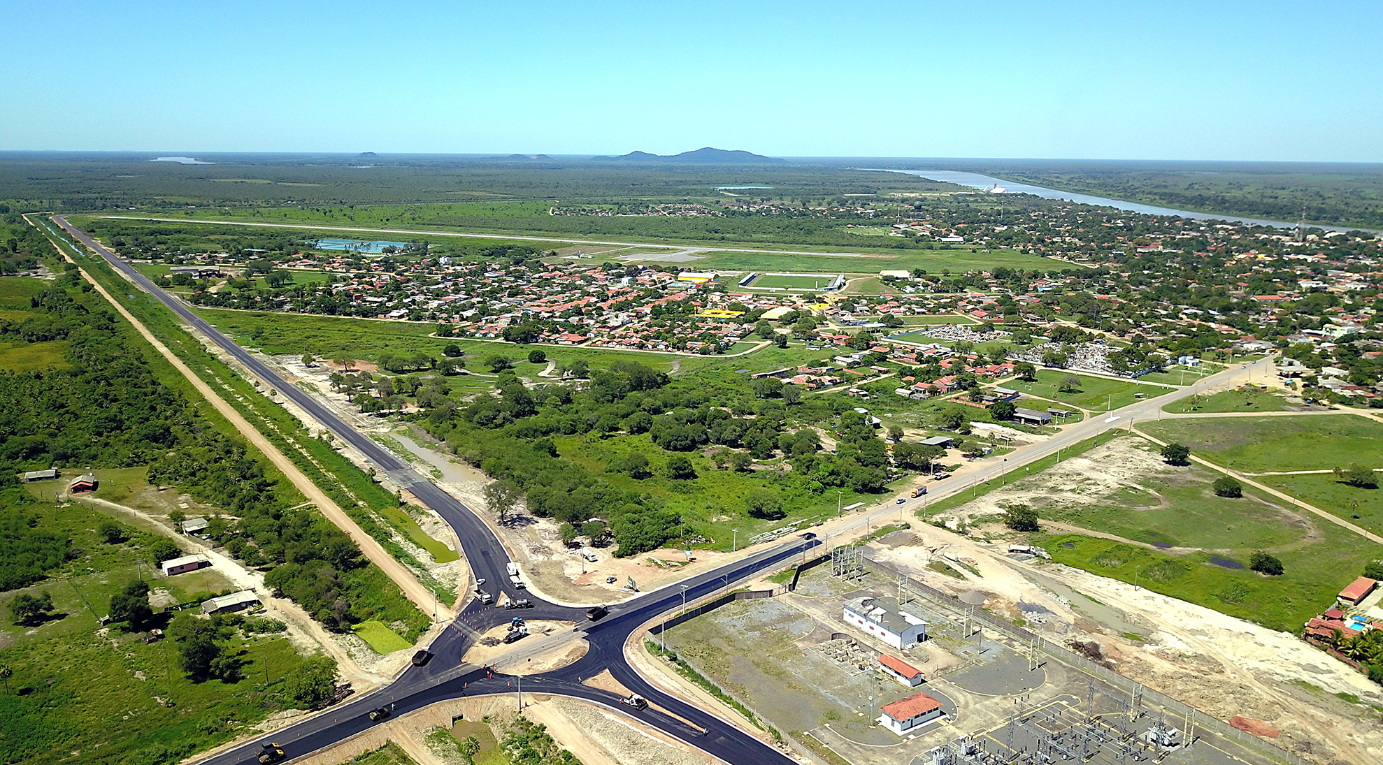 Governo do Estado implantou o contorno rodoviário, ligando a BR-267 aos terminais portuários. Investimento de R$ 25 milhões - Foto: Edemir Rodrigues