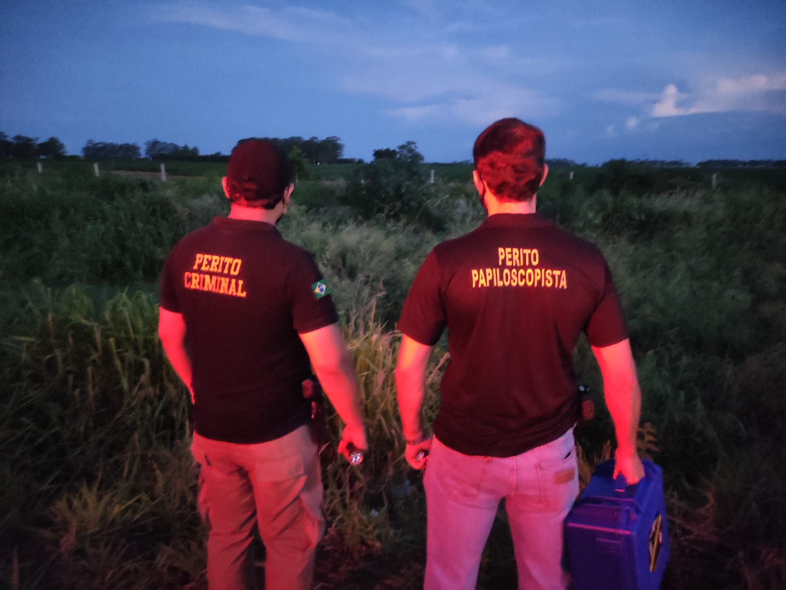 Equipe de peritos no local do crime - Foto: Jornal da Nova