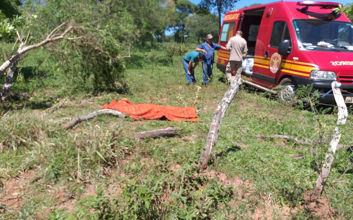 Equipes dos Bombeiros no local - Foto: Jornal da Nova