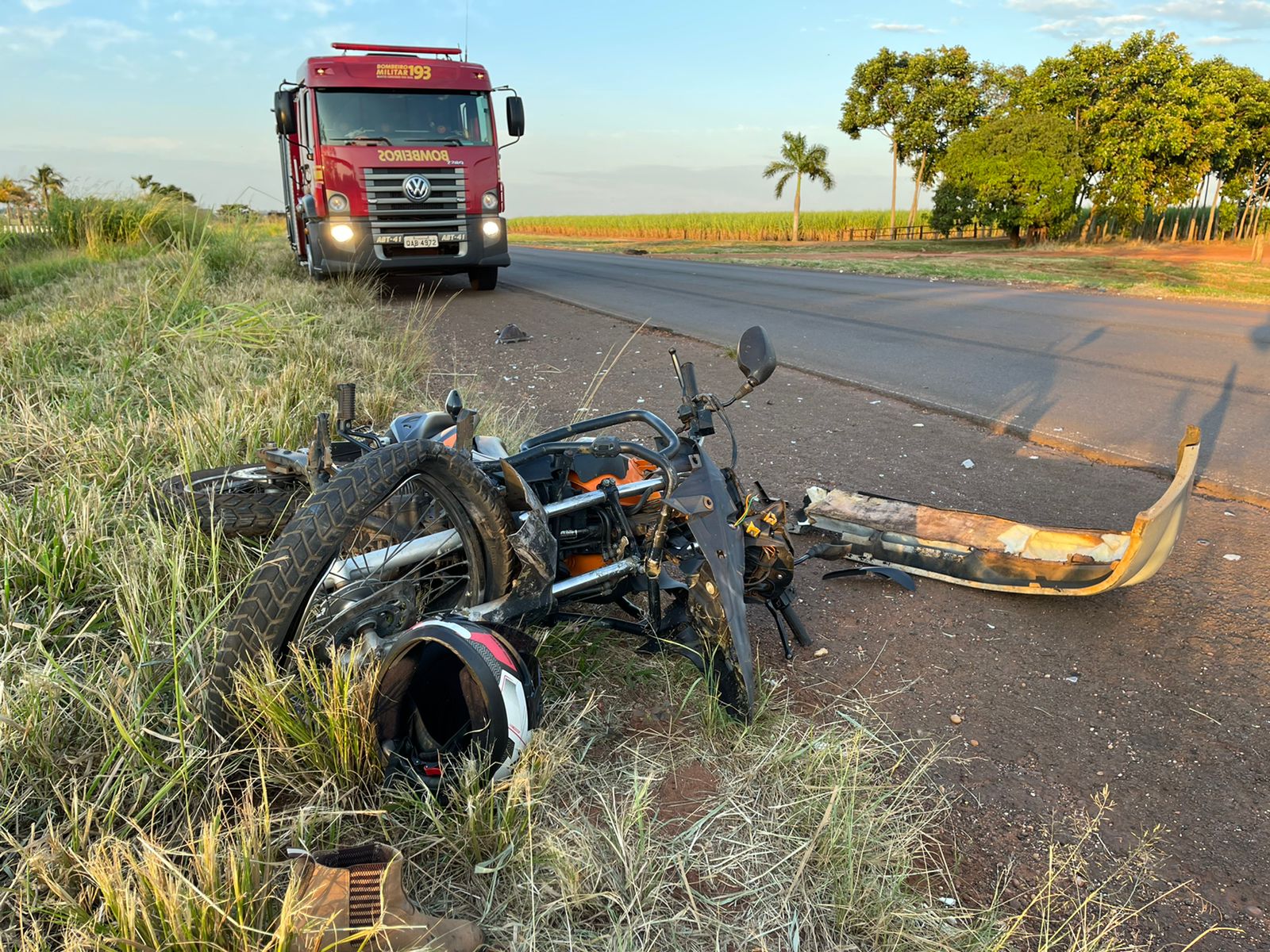 Vítima conduzia uma moto quando foi atingida – Foto: Jornal da Nova