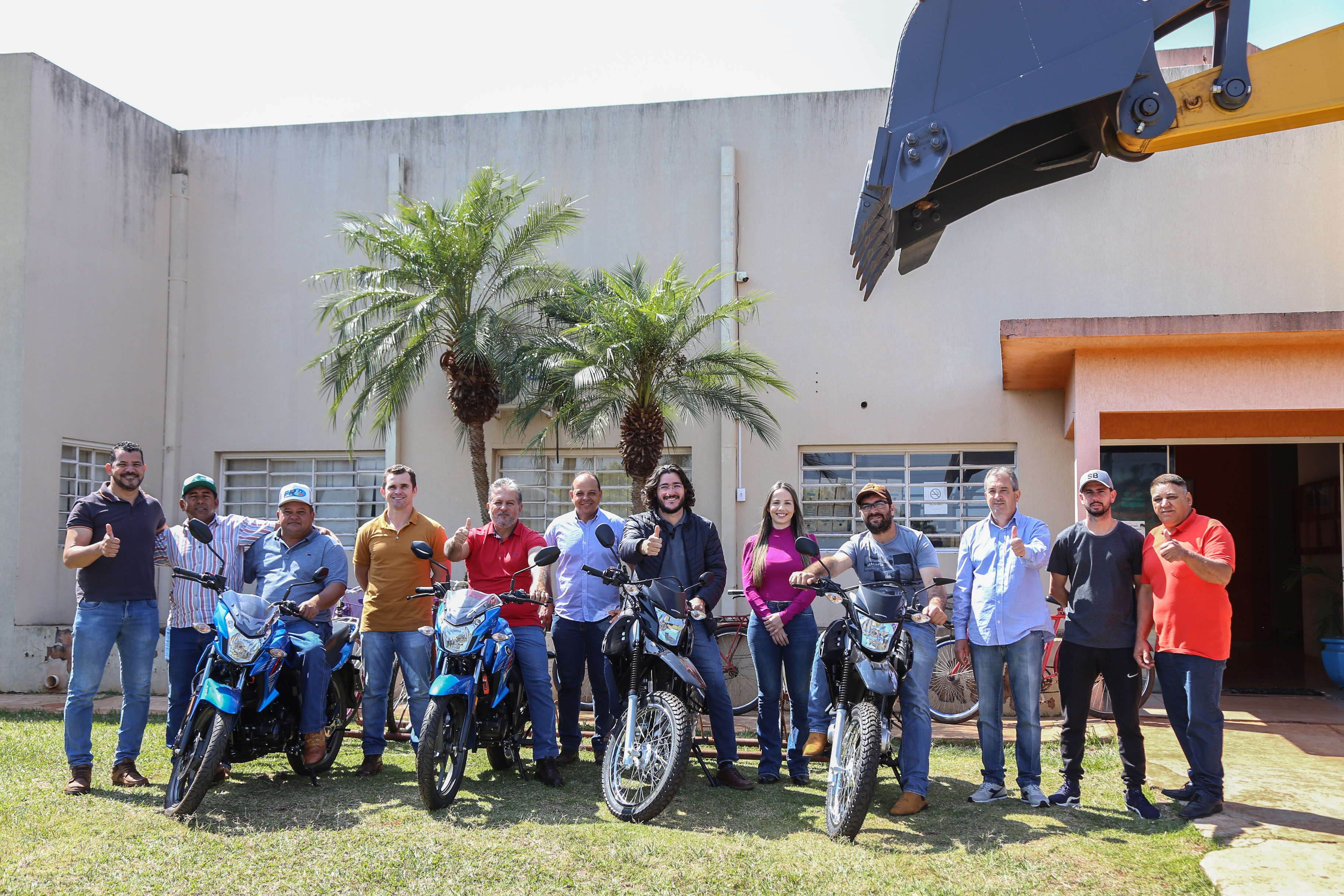 Motocicletas são reivindicação antiga de agentes comunitários de saúde atuantes nos assentamentos locais - Foto: Prefeitura de Batayporã