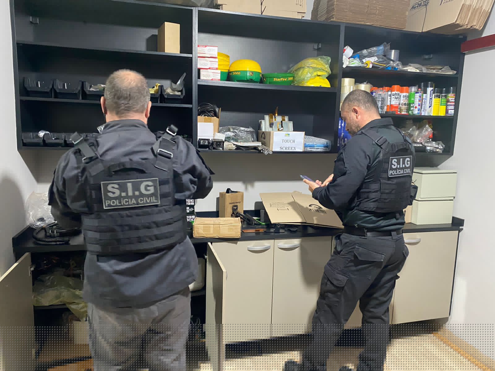 Na ação foram cumpridos 12 mandados de busca e apreensão - Foto: WhatsApp/Jornal da Nova