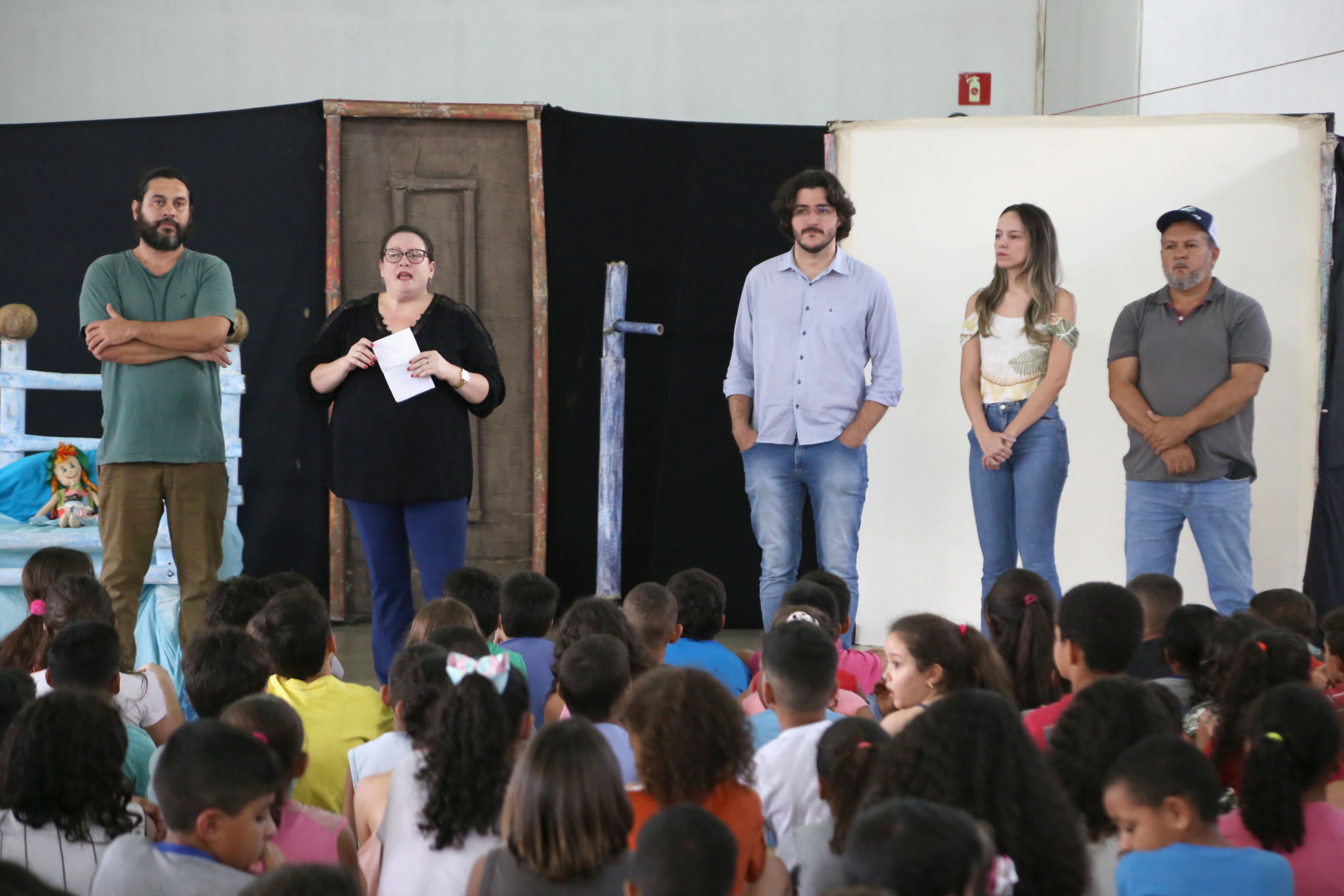 Prefeito Germino Roz e a secretária Maynara Wruck ressaltaram engajamento da rede socioassistencial no atendimento à infância e à adolescência - Foto: Prefeitura de Batayporã