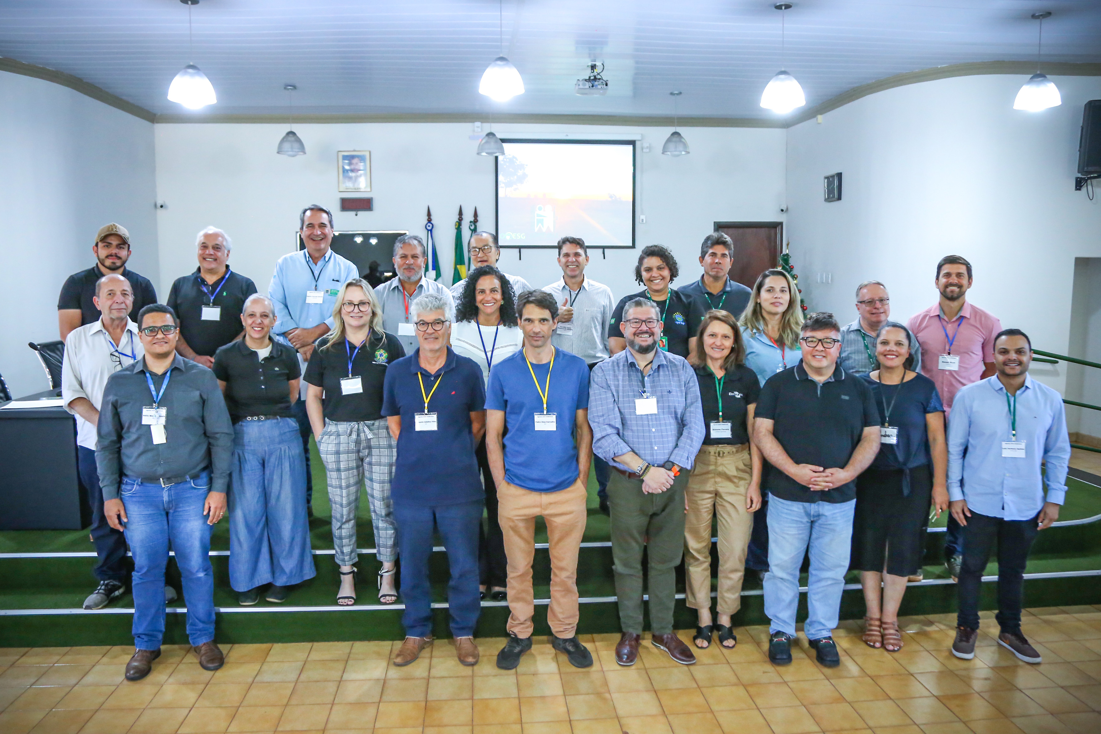 Time de especialistas e colaboradores do evento registraram primeira etapa para construção da Agenda 2030 - Foto: Prefeitura de Batayporã