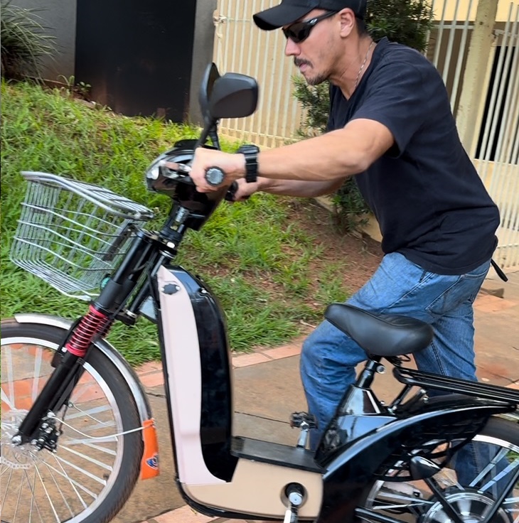 Bicicleta elétrica recuperada - Foto: Jornal da Nova