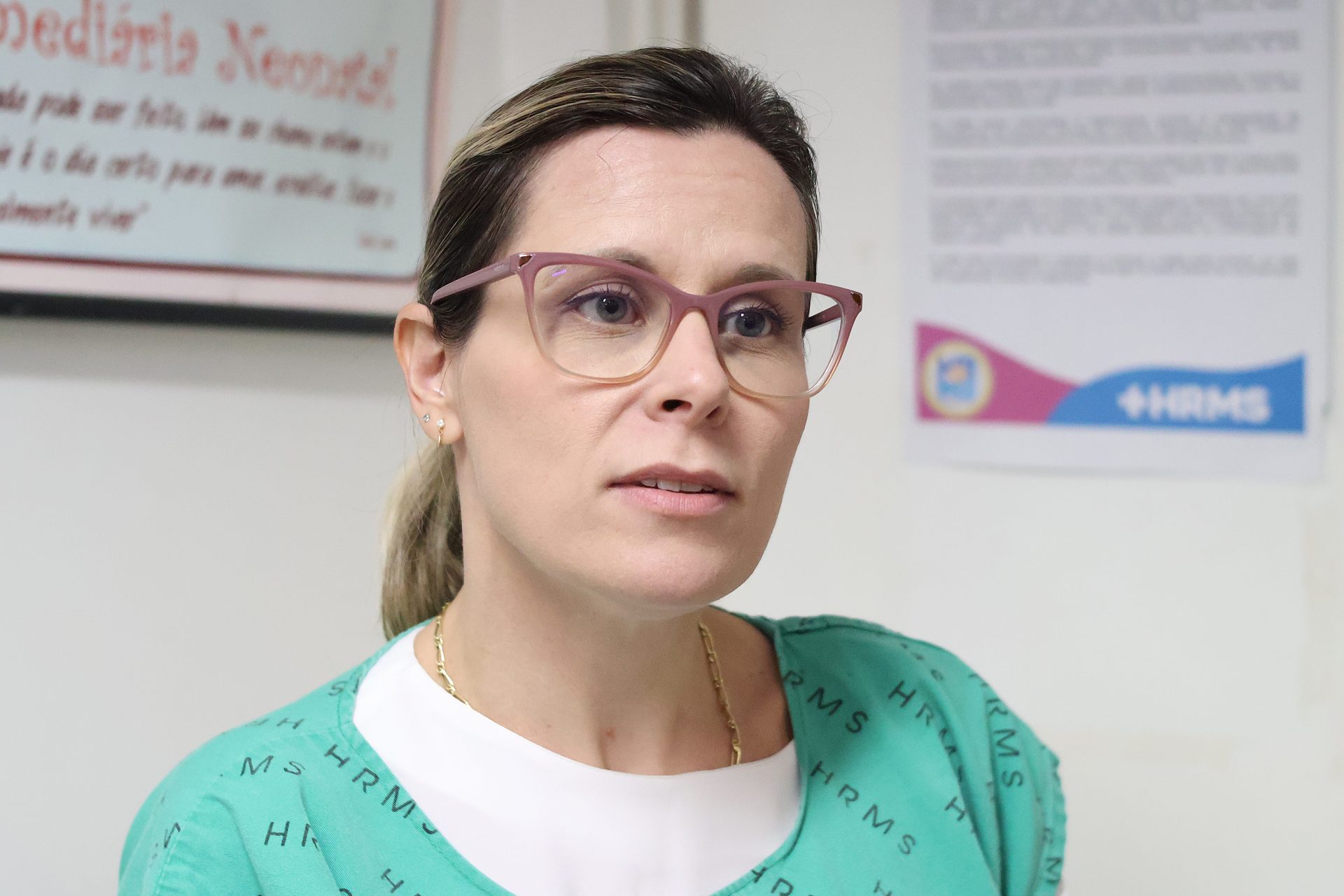 Bianca Stavis Conte, médica da UTI Neonatal do HRMS